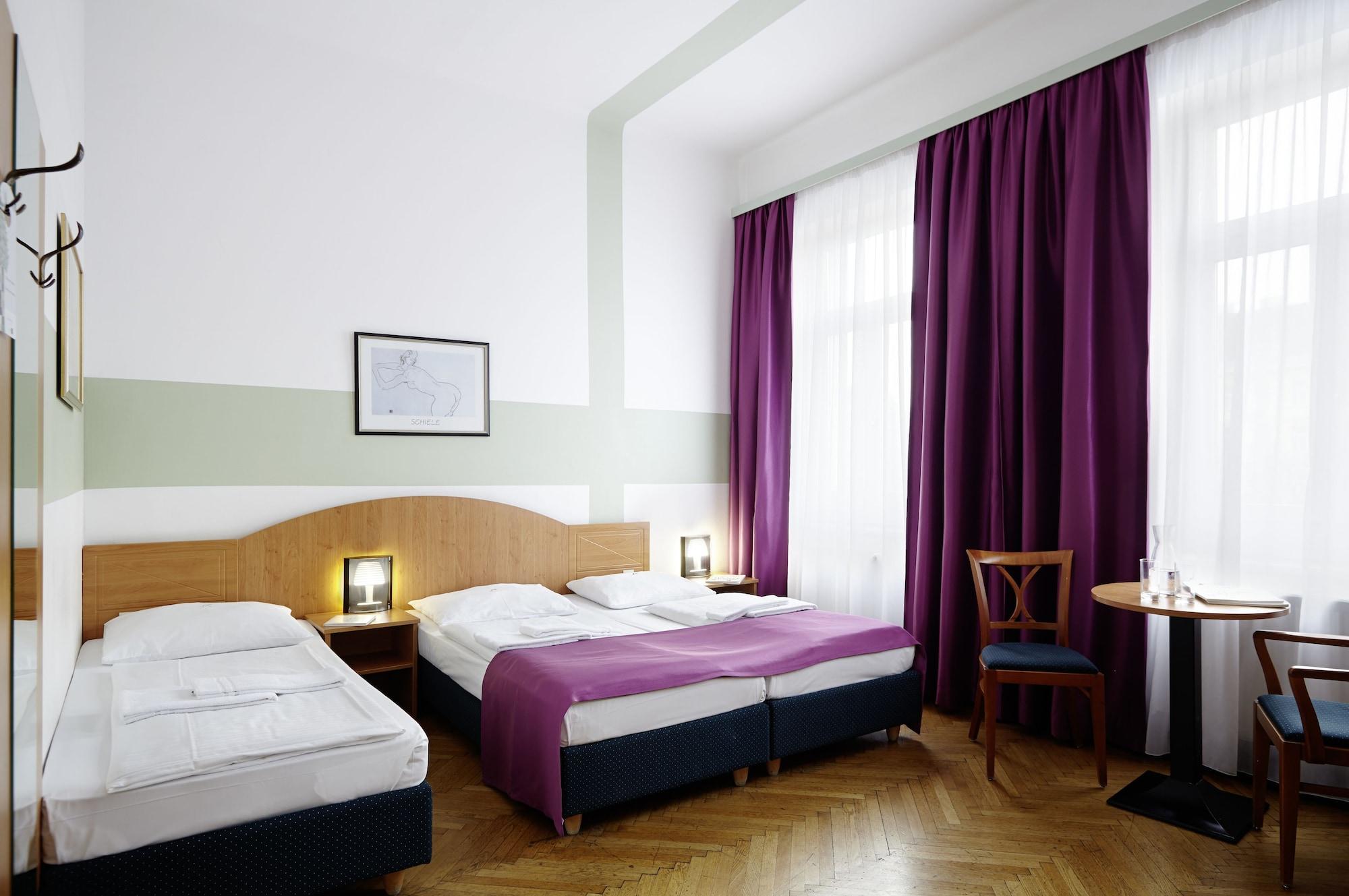 Boutiquehotel Donauwalzer Vienna Exterior photo