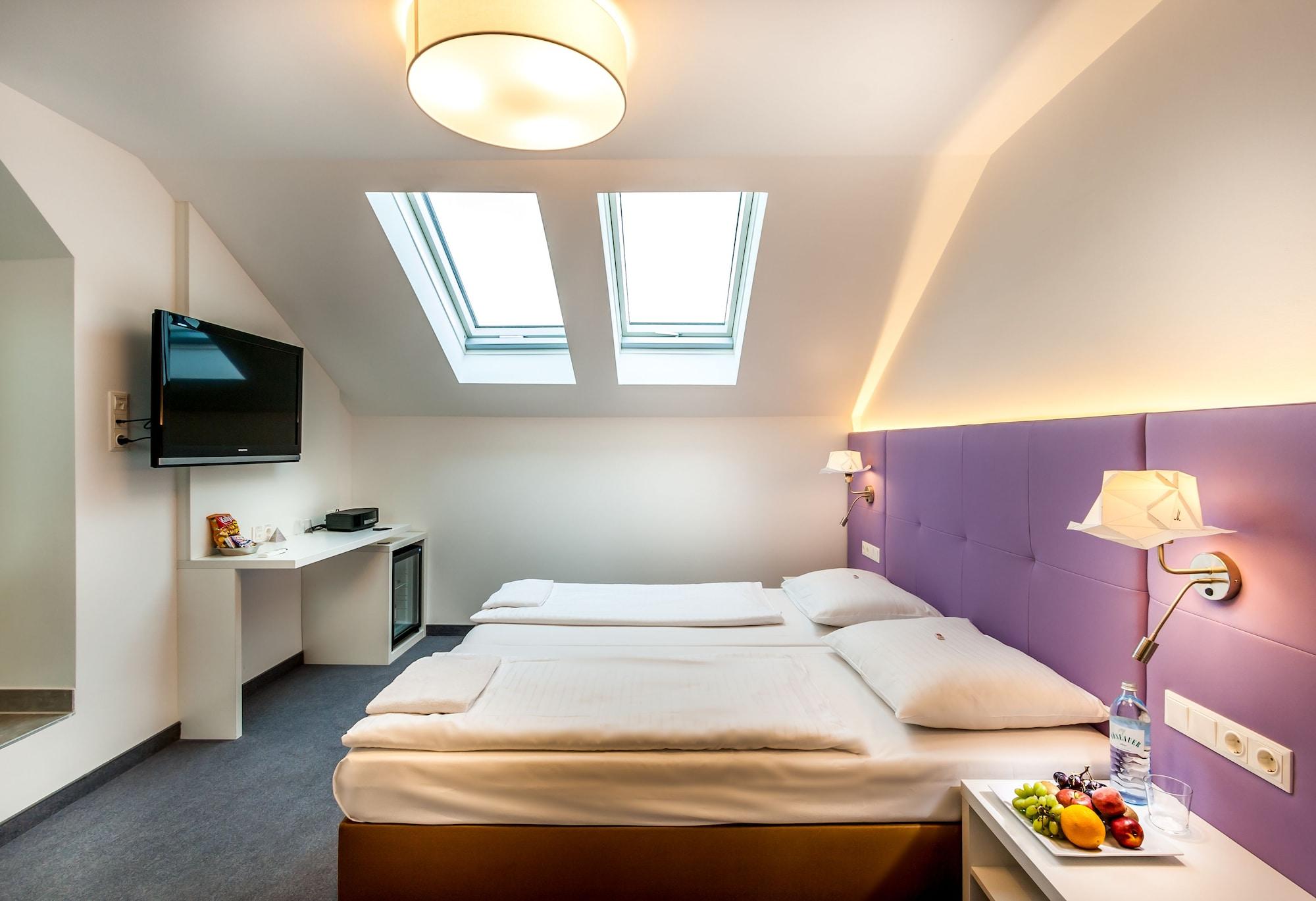 Boutiquehotel Donauwalzer Vienna Exterior photo