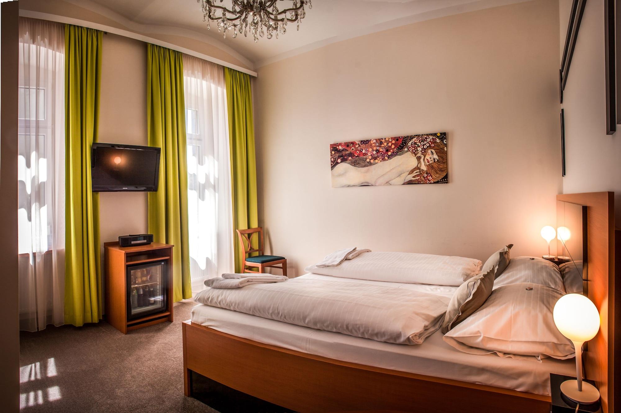 Boutiquehotel Donauwalzer Vienna Exterior photo