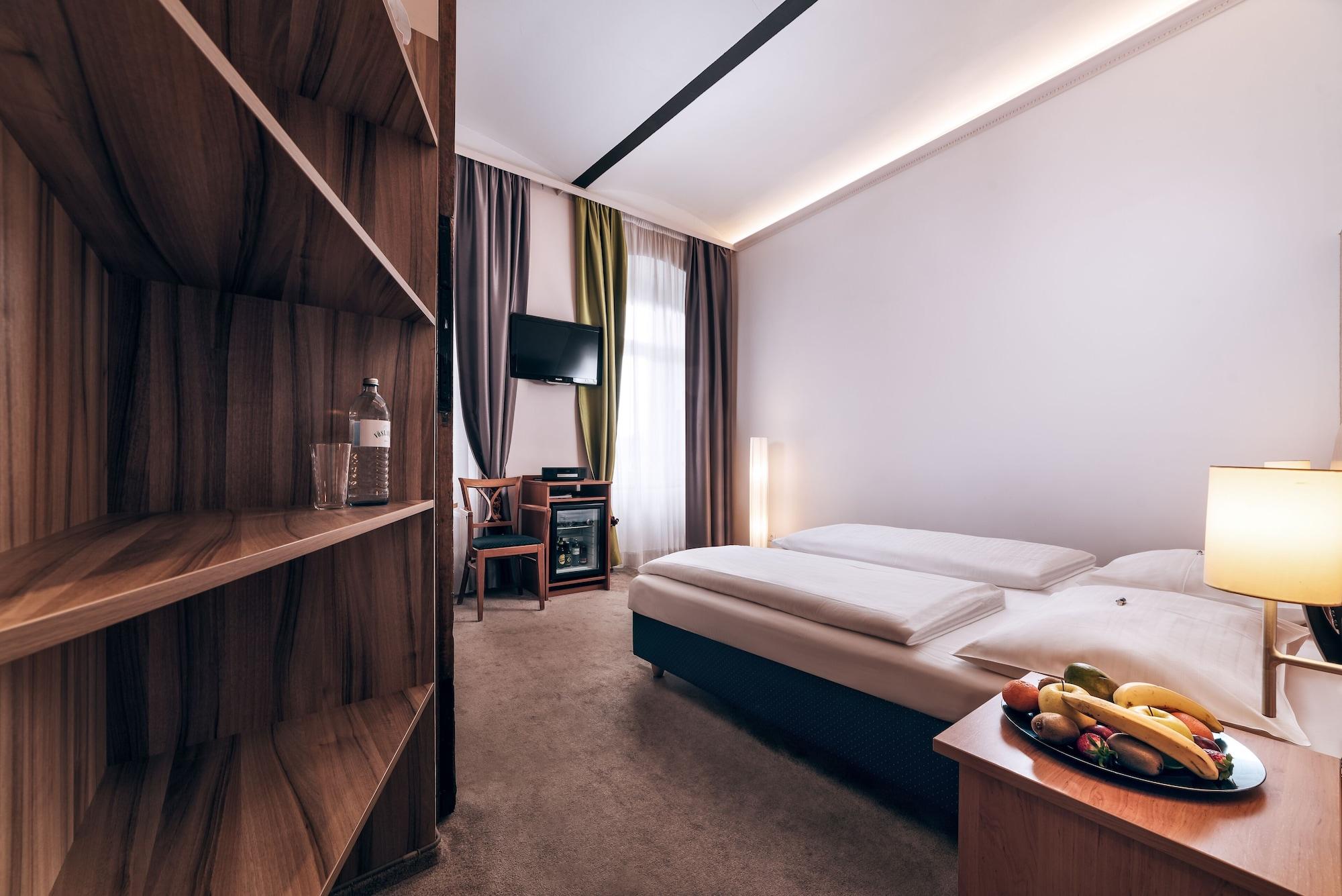 Boutiquehotel Donauwalzer Vienna Exterior photo