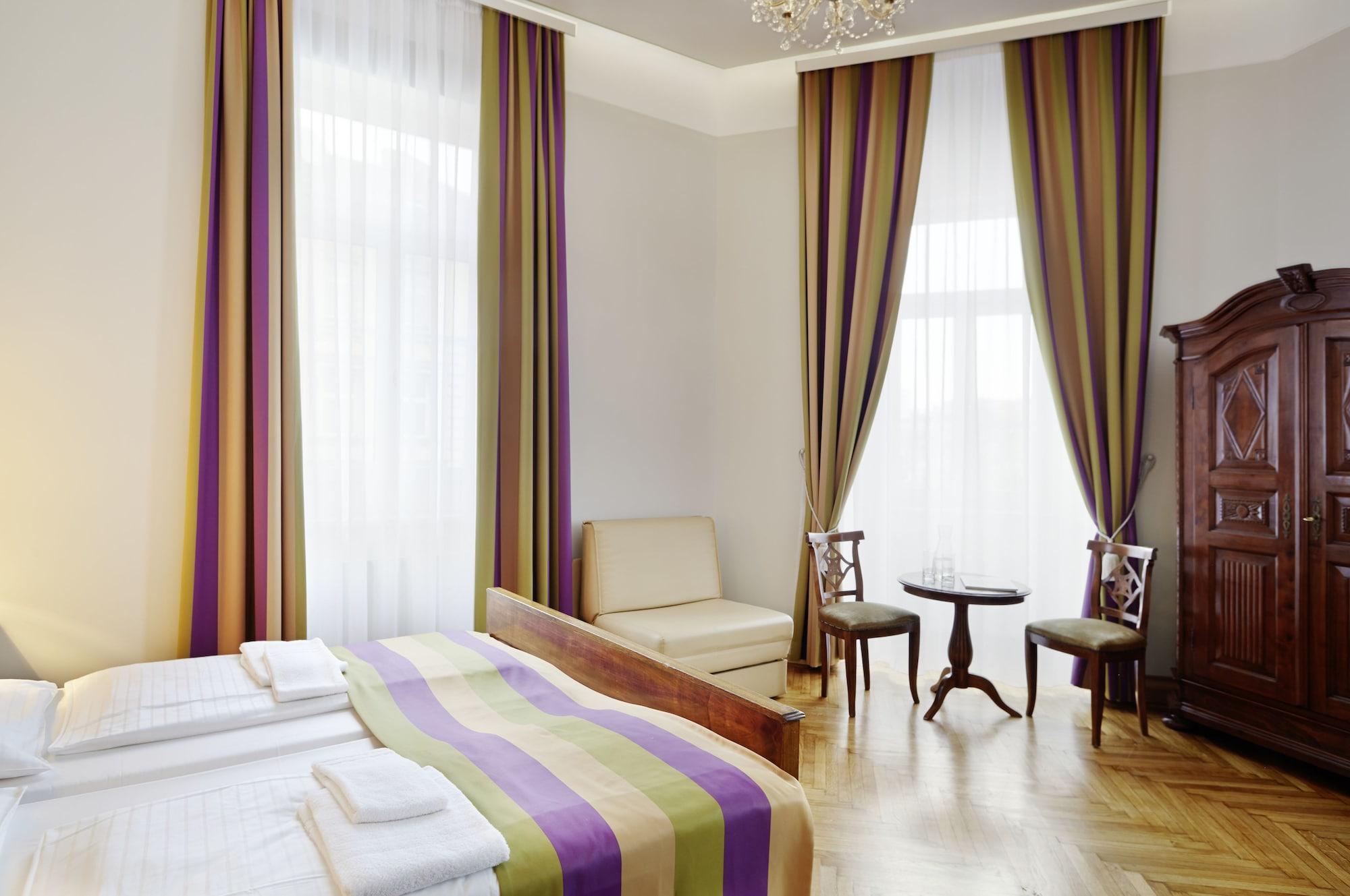 Boutiquehotel Donauwalzer Vienna Exterior photo