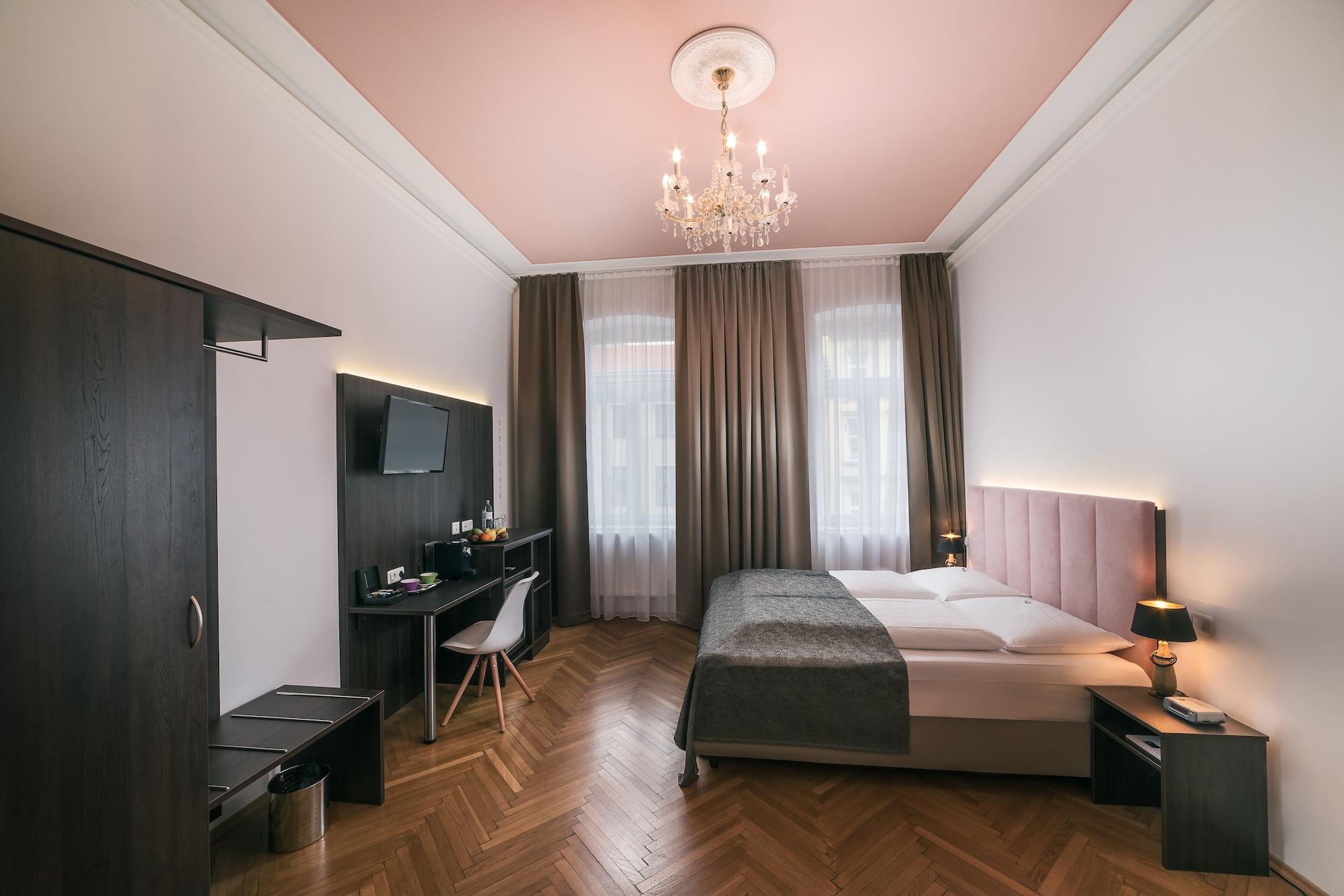 Boutiquehotel Donauwalzer Vienna Exterior photo