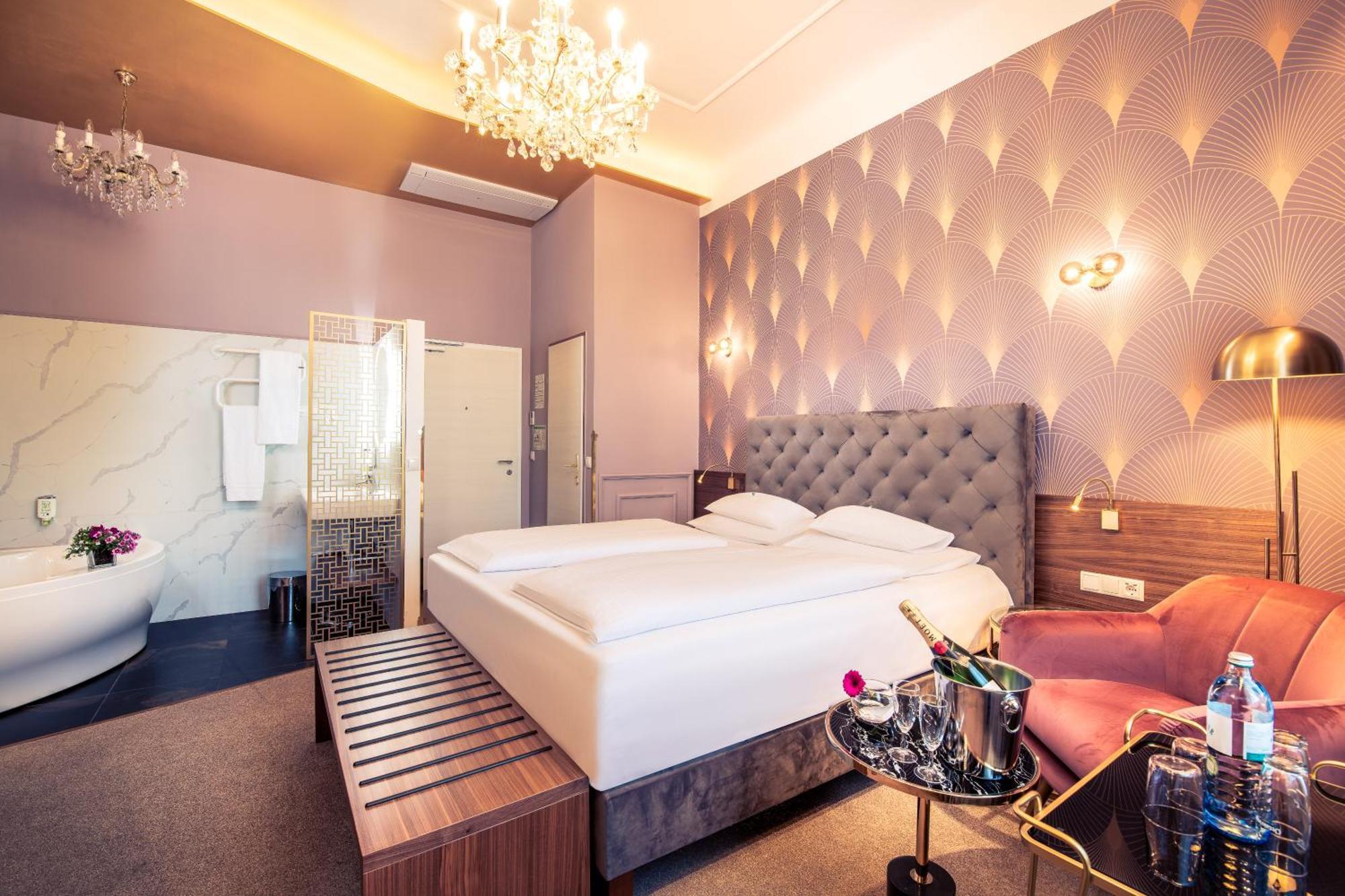 Boutiquehotel Donauwalzer Vienna Exterior photo