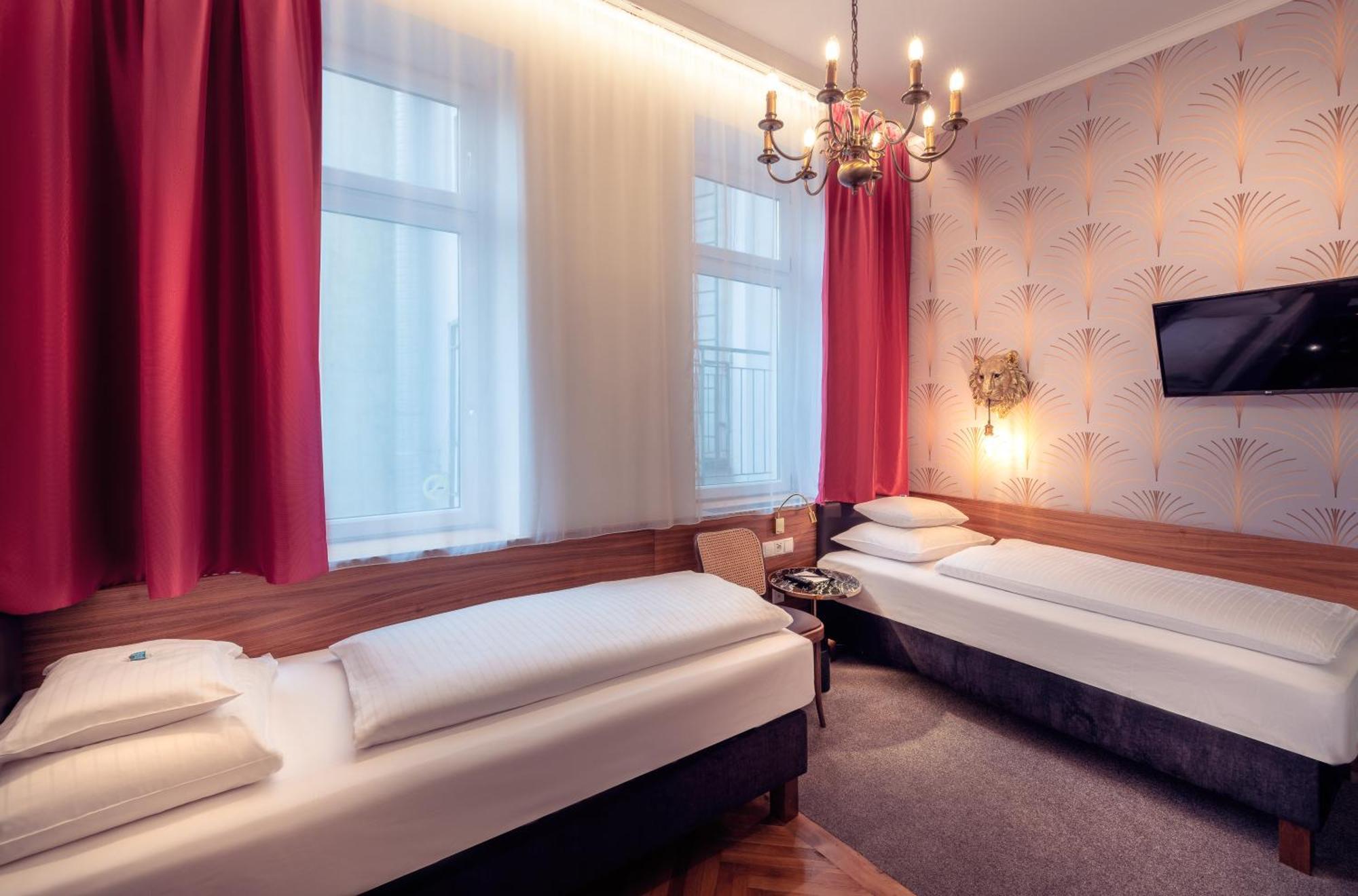Boutiquehotel Donauwalzer Vienna Exterior photo
